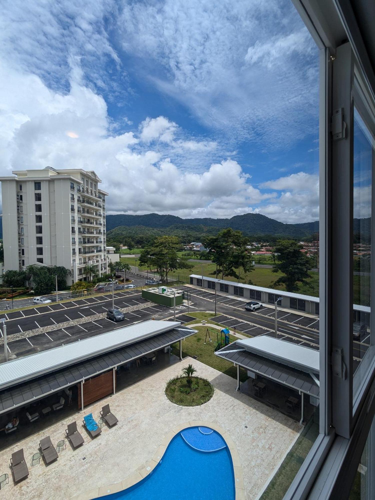 Jaco Beach, Viva Jaco, Ac, Hot Water, 3 Pools, Bbq, Rancho, Office, Gym Apartment Exterior photo